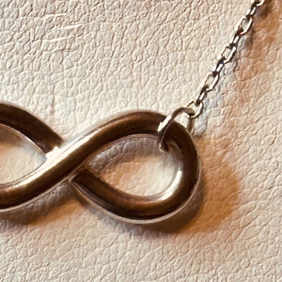 925 Sterling Silver Infinity Symbol Sliding Chain Dainty Spring Ring Clasp NWOT - Picture 6 of 13